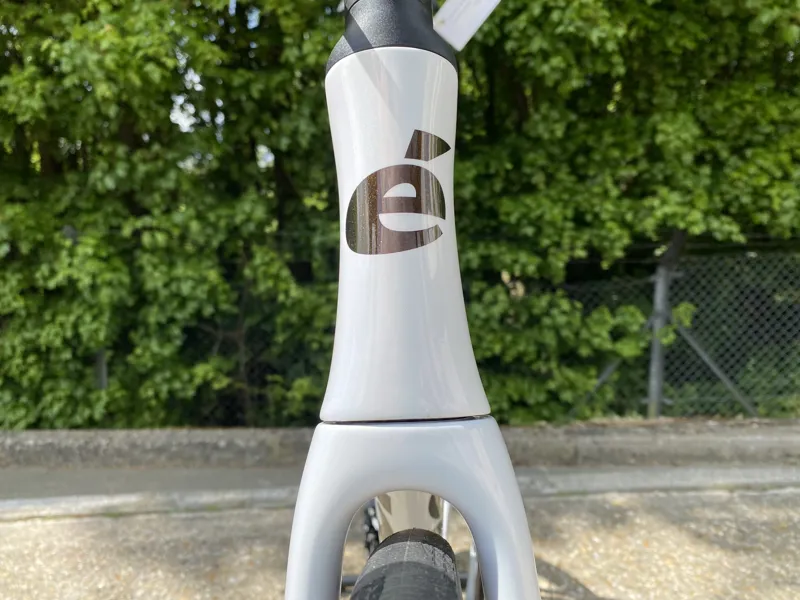 Cervelo Soloist SRAM Force ETAP AXS 54cm in Alpenglow White-2